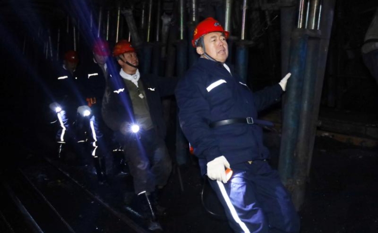 韩福生在新陆矿调研检查时强调 优化煤炭资源开采 确...