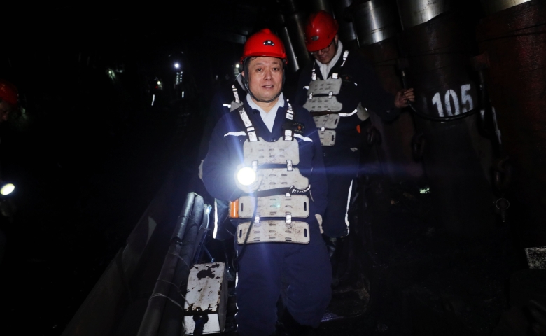 鲍衍胜到兴安矿调研检查工作